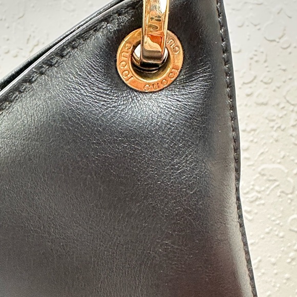 GUCCI Vintage Hand Bag 2 way Bamboo
Black Leather Authentic - Picture 2 of 16